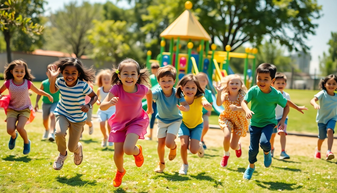 Jetzt Details ansehen und Kinder beim Spielen von Bewegungsspielen im Park erleben.