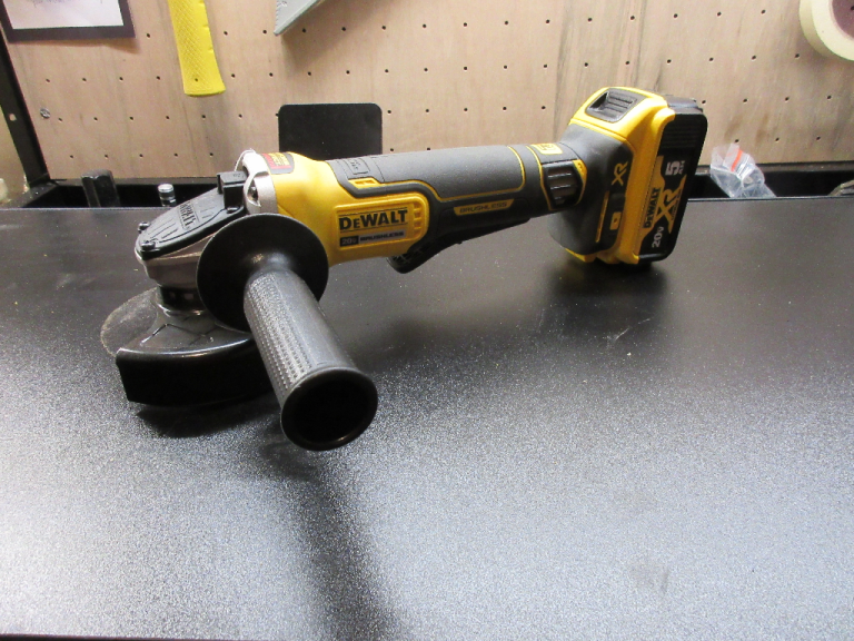 DeWalt-4 (2)